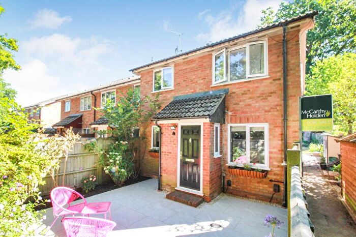 1 Bedroom Terraced House For Sale In The Cedars, Fleet, GU51