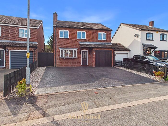 4 Bedroom Detached House For Sale In Shadrack Close, Stoney Stanton, LE9