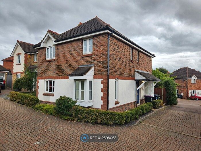 4 Bedroom Detached House To Rent In Great Eastern Close, Bishops Stortford, CM23