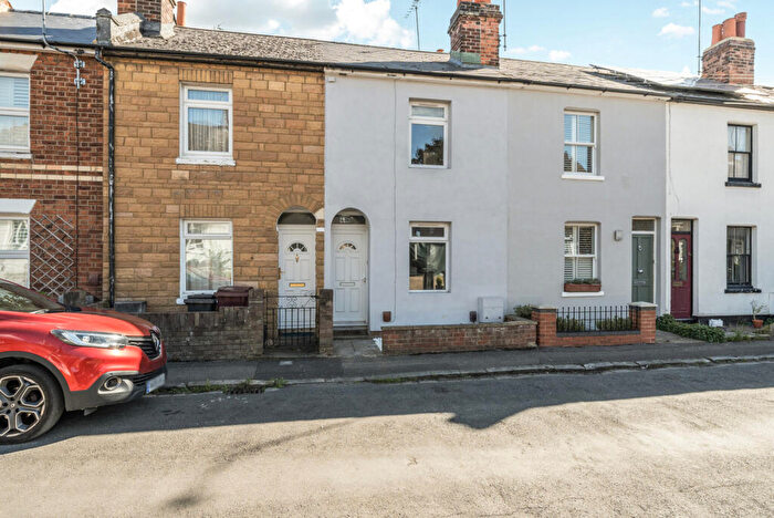 2 Bedroom Terraced House To Rent In Piggott's Road, Caversham, Reading, Berkshire, RG4