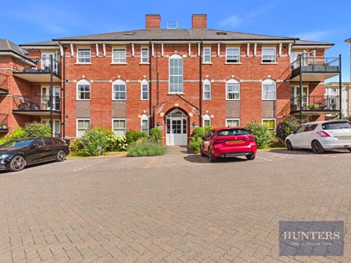 2 Bedroom Retirement Property For Sale In Cedar Court, Humphris Place, Cheltenham, GL53