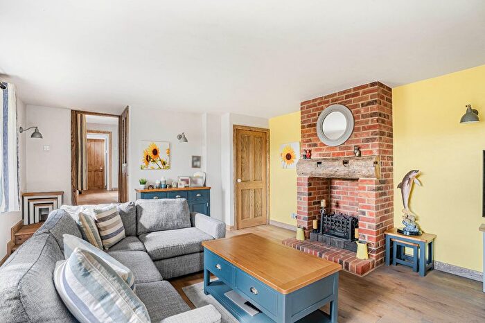 4 Bedroom Detached House For Sale In Swanbourne, Milton Keynes, Buckinghamshire, MK17
