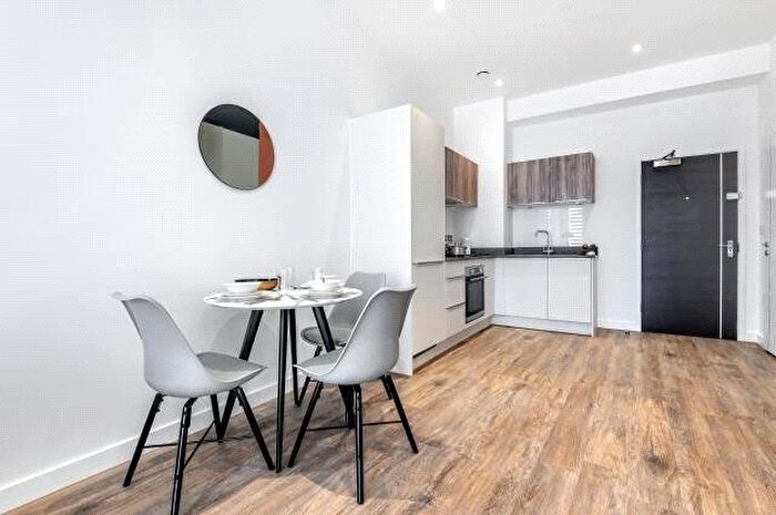 1 Bedroom Flat To Rent In North Star House, Swindon, SN2