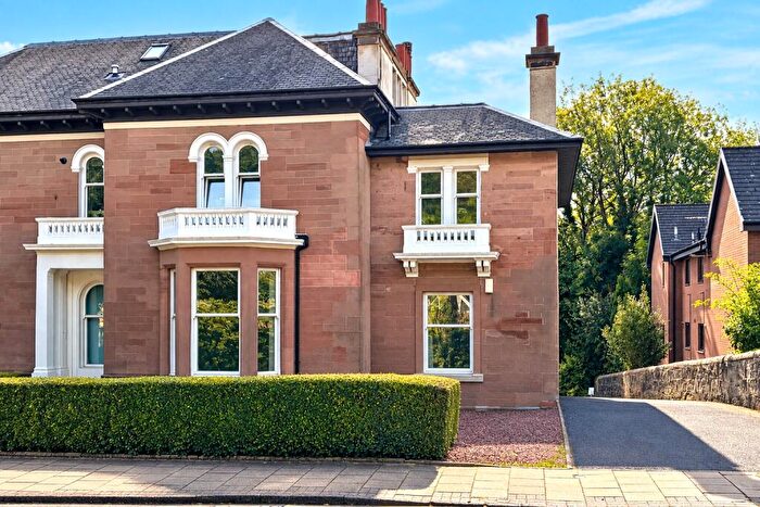 2 Bedroom Flat For Sale In Auchingramont Road, Hamilton, South Lanarkshire, ML3