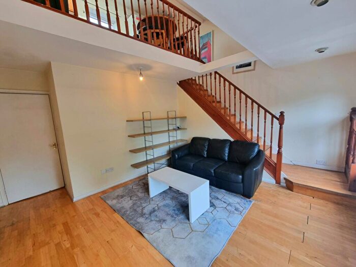 1 Bedroom Apartment To Rent In Mansfield Road, Nottingham, Nottinghamshire, NG1