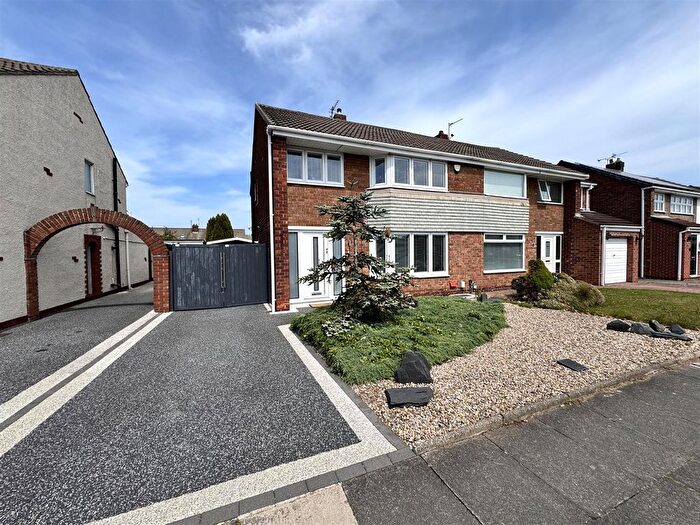 3 Bedroom Semi-Detached House To Rent In Truro Drive, Hartlepool, TS25