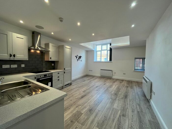 2 Bedroom Flat To Rent In Hammets Wharf, Bridge Street, Taunton, TA1