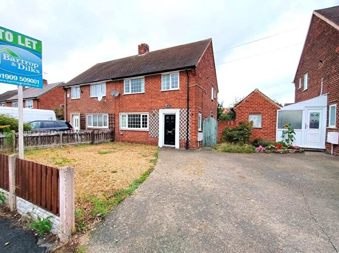 3 Bedroom Semi-Detached House To Rent In Waverley Place, Worksop, S80