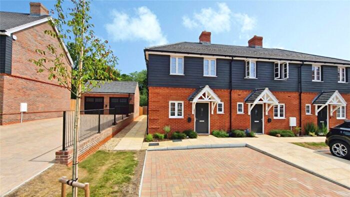 2 Bedroom End Of Terrace House For Sale In Assheton Croft, Binfield, Bracknell, Berkshire, RG42