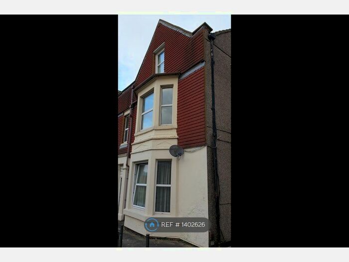 Studio To Rent In Victoria Road, Swindon, SN1