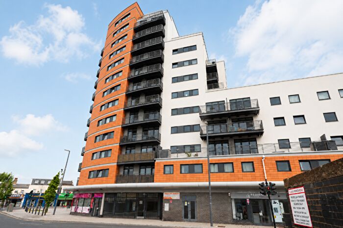 1 Bedroom Flat To Rent In Forest Lane, London, E15