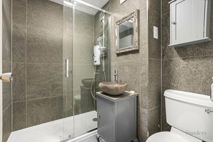 1 Bedroom Flat To Rent In The Paddock, Bishops Stortford, Hertfordshire, CM23