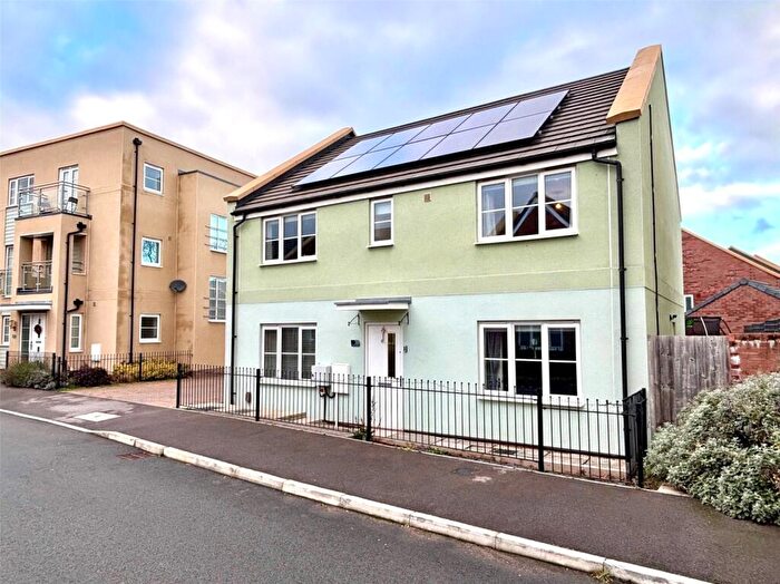 5 Bedroom Detached House For Sale In Fairford Road, Oakley Grange, Cheltenham, GL52