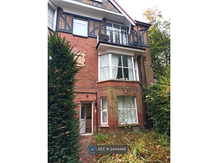 1 Bedroom Flat To Rent In Pantilies, Tunbridge Wells, TN2