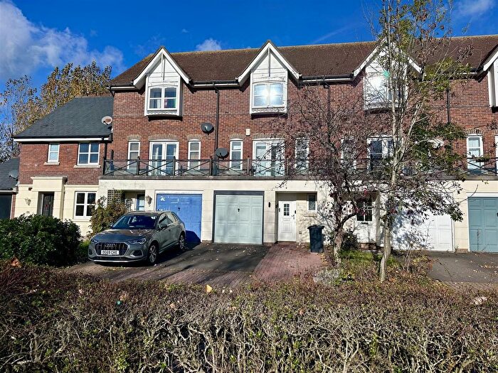 3 Bedroom Terraced House For Sale In Mill Court, Ashford, TN24