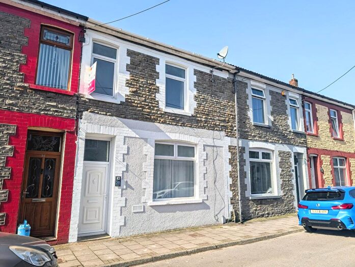 3 Bedroom Terraced House To Rent In Meyler Street, Tonyrefail, Porth, CF39