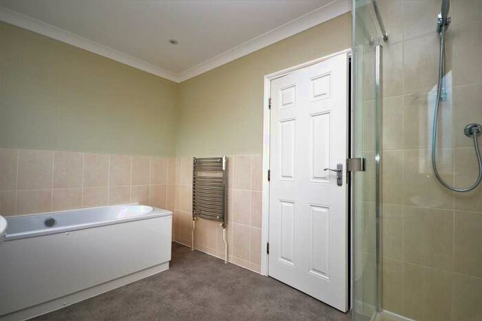 5 Bedroom Detached House To Rent In Hythe Road, Dymchurch, TN29