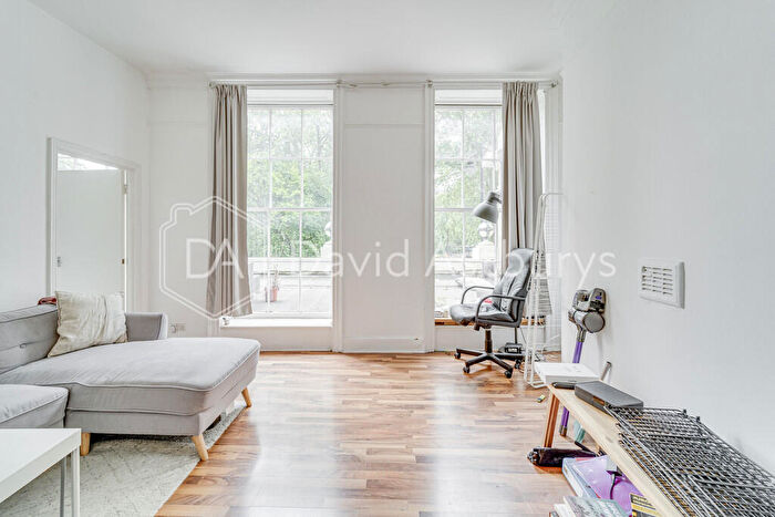 1 Bedroom Flat To Rent In Newington Green, Newington Green, London, N16