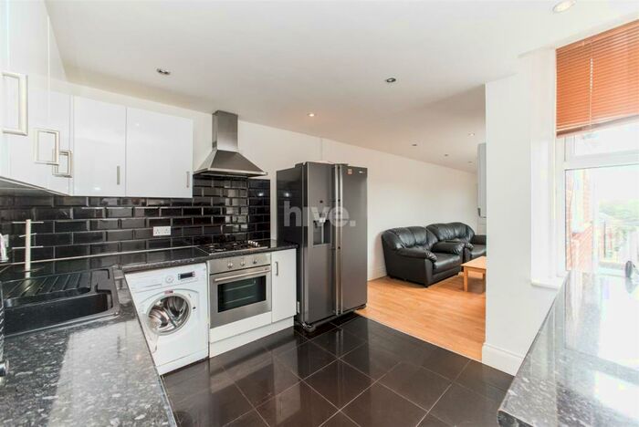 6 Bedroom Maisonette To Rent In Stratford Road, Heaton, Newcastle Upon Tyne, NE6