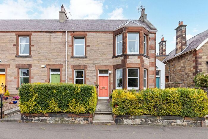 2 Bedroom Flat For Sale In Craigleith Road, Edinburgh, EH4