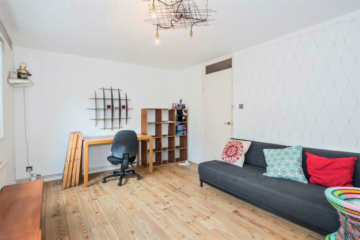 1 Bedroom Apartment To Rent In Swanfield Street, Shoreditch, E2