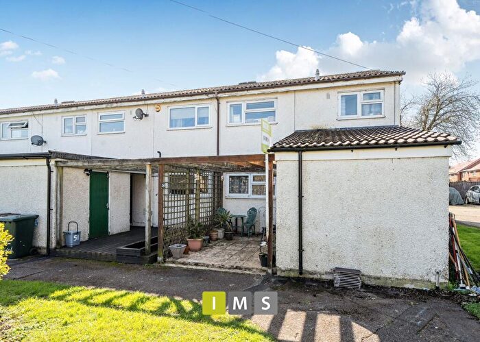 3 Bedroom Terraced House For Sale In Birch Road, Ambrosden, OX25