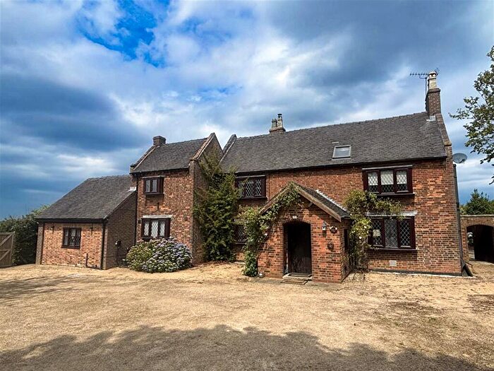 5 Bedroom Detached House For Sale In Greysich Lane, Bretby, Burton On Trent, DE15