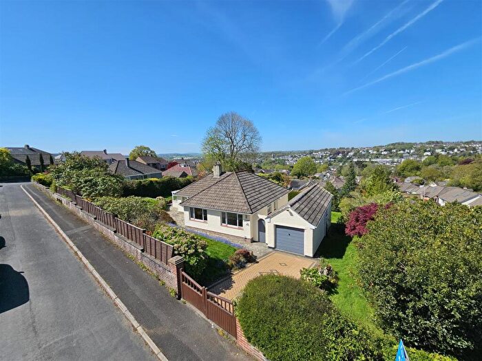 3 Bedroom Detached Bungalow For Sale In Westmoor Park, Tavistock, PL19