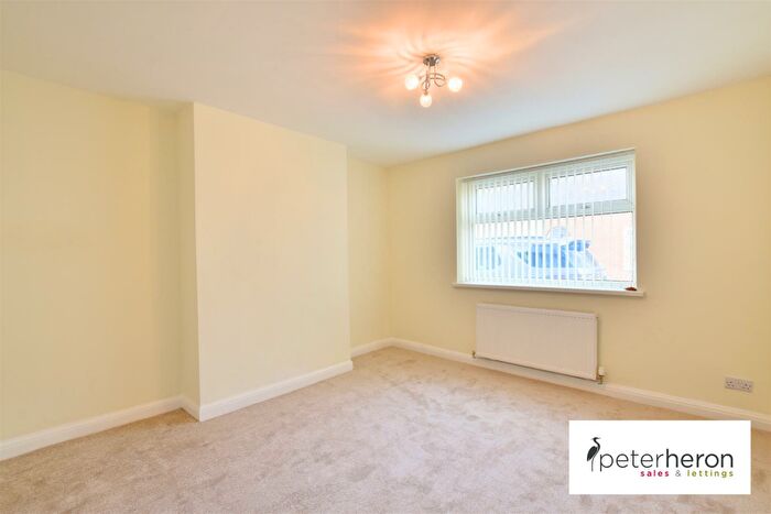 4 Bedroom Cottage For Sale In Eglinton Street, Monkwearmouth, Sunderland, SR5