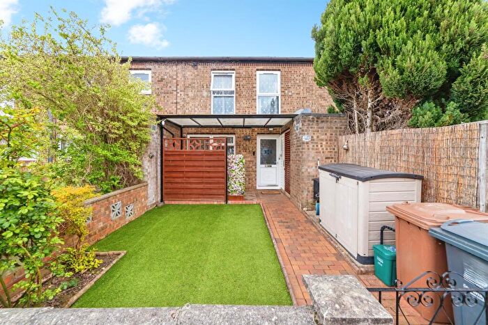 4 Bedroom Terraced House For Sale In Ripon Road, Stevenage, SG1