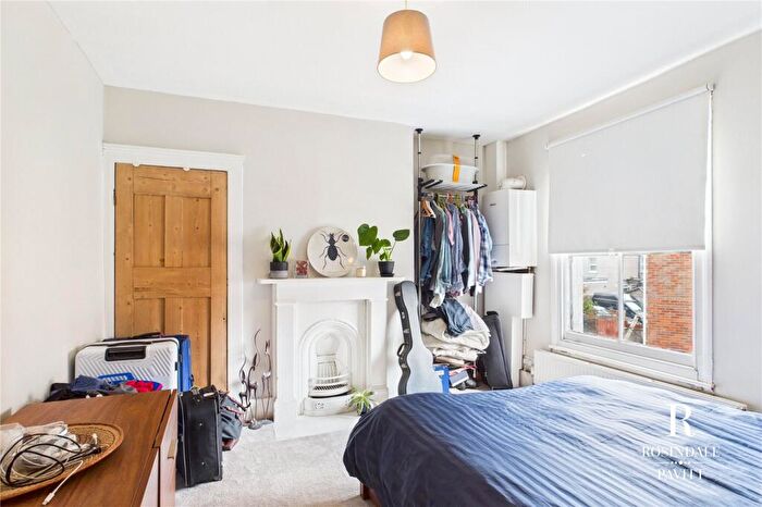 2 Bedroom Semi-Detached House For Sale In Beddington Grove, Wallington, SM6