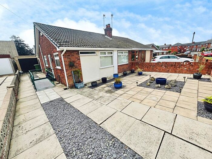 2 Bedroom Bungalow For Sale In Churchill Walk, Goole, DN14