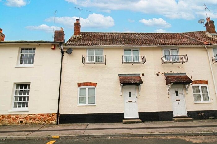 2 Bedroom Terraced House For Sale In High Street, Netheravon, SP4