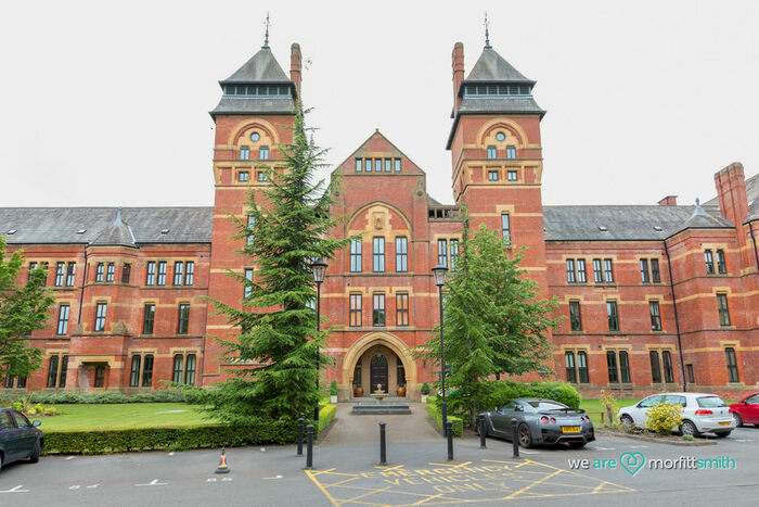 1 Bedroom Apartment To Rent In Kingswood Hall, Kingswood, - Viewing Essential, S6