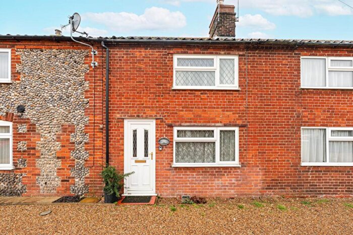 2 Bedroom Terraced House For Sale In Market Row, Stalham, NR12