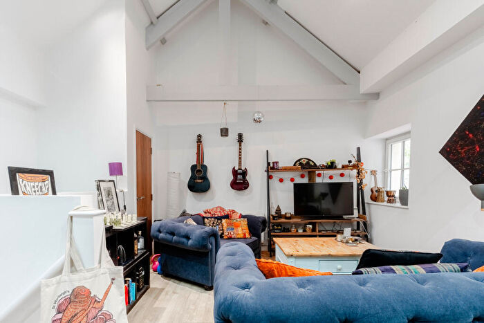 2 Bedroom Flat For Sale In Lawford Street, Old Market, Bristol, BS2