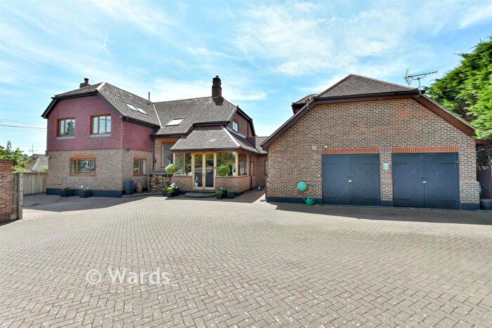 5 Bedroom Detached House For Sale In Cooling Street, Cliffe, Rochester, Kent, ME3
