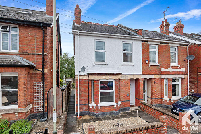 3 Bedroom Semi Detached House For Sale In Oakland Avenue, Cheltenham, GL52