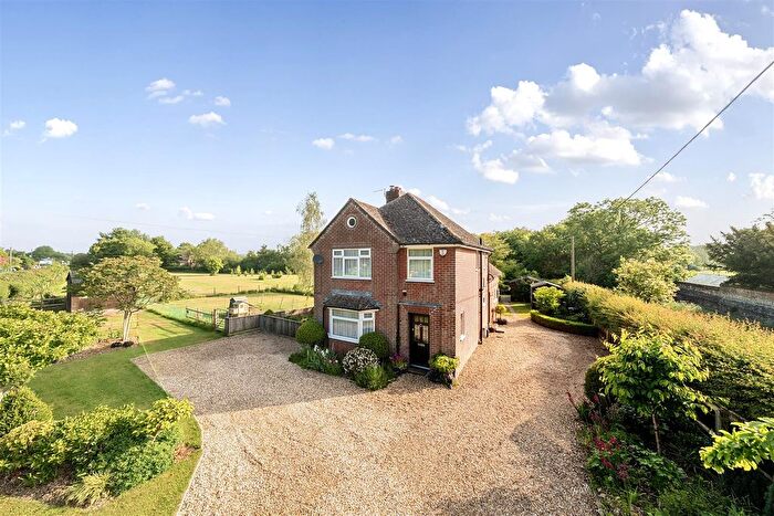 4 Bedroom Detached House For Sale In Spetisbury, Blandford Forum, DT11