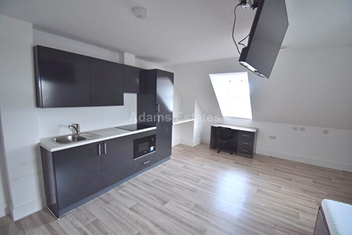 1 Bedroom Studio To Rent In Block A, Charndon Close, Reading, RG2