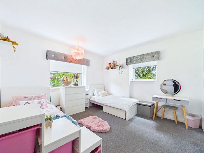 2 Bedroom Flat For Sale In Ladybank Drive, Glasgow, G52