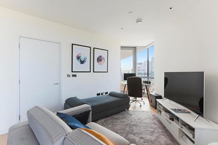 1 Bedroom Apartment To Rent In Charrington Tower, New Providence Wharf, London, E14