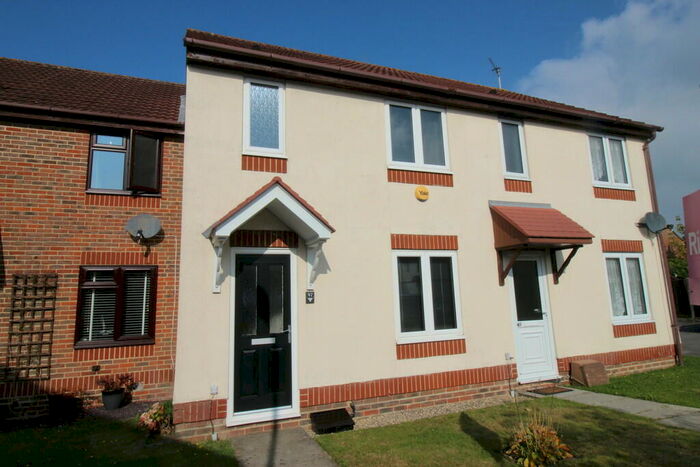 2 Bedroom Terraced House To Rent In Hedge End, Southampton, SO30