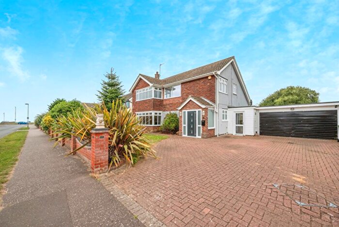 5 Bedroom House To Rent In Yallop Avenue, Gorleston, Great Yarmouth, NR31