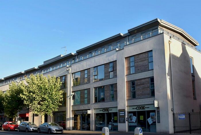 1 Bedroom Flat To Rent In Corporation Street, Taunton, TA1