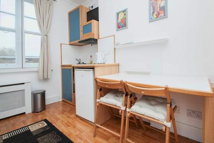 Studio To Rent In Fulham Palace Road, Fulham, London W6