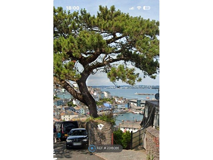 2 Bedroom Flat To Rent In Mount Road, Brixham, TQ5