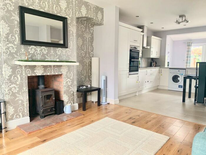 Studio To Rent In Ewell Road, Wollaton, NG8