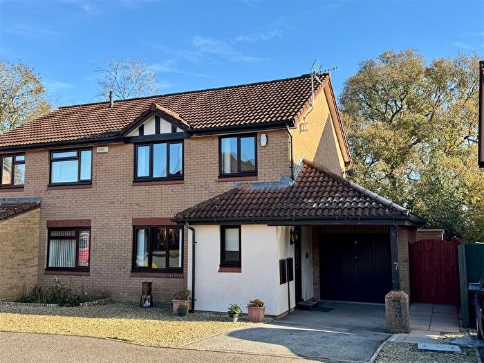 3 Bedroom Semi Detached House For Sale In Thornwell Road, Bulwark, Chepstow, NP16