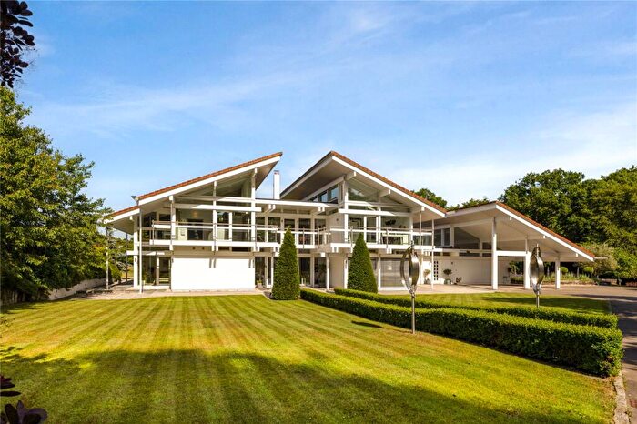 5 Bedroom Detached House To Rent In The Forestry Road, Plaistow, Billingshurst, West Sussex, RH14